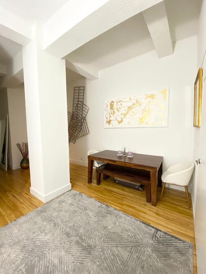 Luxury Apartments Next To Times Square نيو يورك المظهر الخارجي الصورة