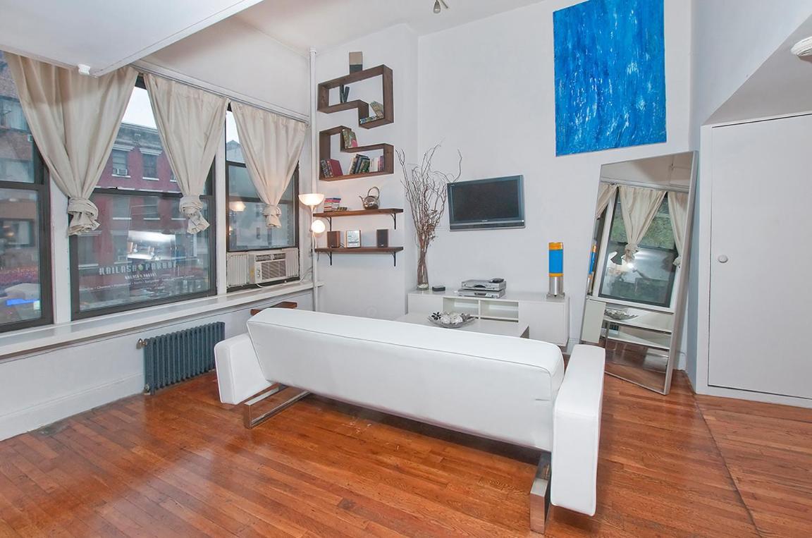 Luxury Apartments Next To Times Square نيو يورك المظهر الخارجي الصورة