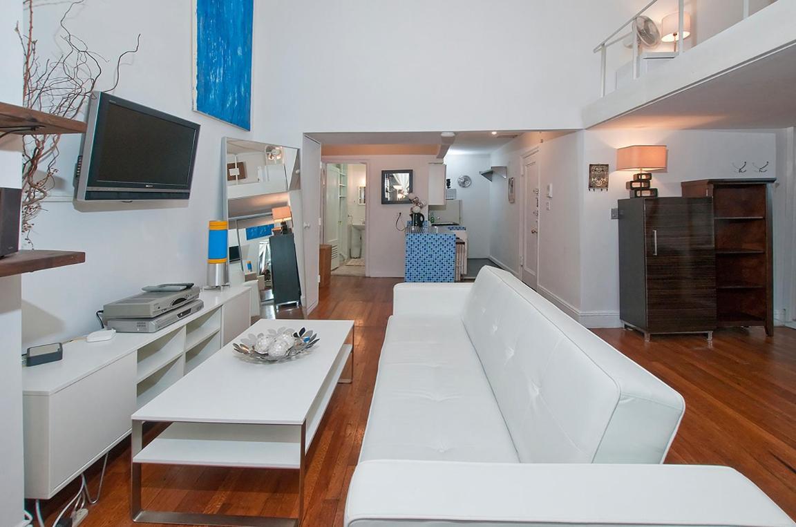 Luxury Apartments Next To Times Square نيو يورك المظهر الخارجي الصورة