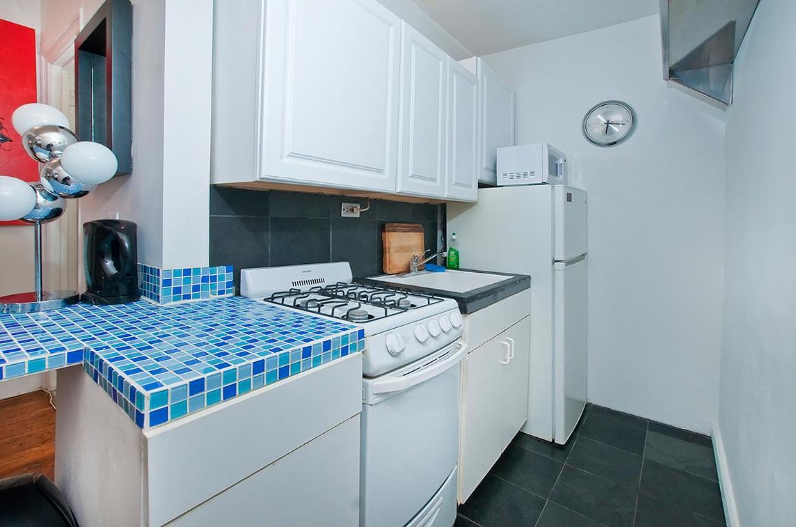 Luxury Apartments Next To Times Square نيو يورك المظهر الخارجي الصورة